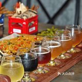 这家精酿烧烤真的很灵！