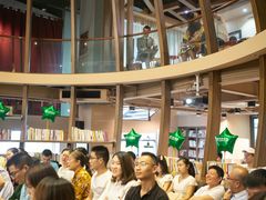 等位区-那美(华莱坞店)