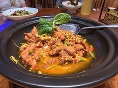 -老滇山寨•云南特色菜•地方菜•民族风情歌舞表演(金碧店)