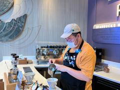 -星巴克臻选(万象前海店)