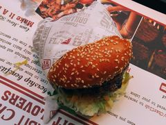 -The Habit Burger Grill 哈比特汉堡(复兴soho店)