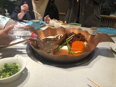 -墨居上隐·院子里火锅(峨眉店)