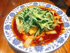 秘制凉皮-柴窝堡22号辣子鸡·传承新疆菜