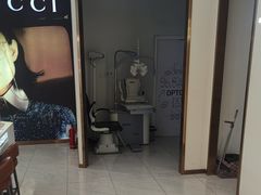 -J-Optical佳视明眼镜·蔡司视觉(青岛金茂览秀城店)