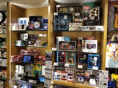 -LOG-ON(海港城店)