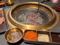 -铭牛烧肉·和牛海鲜自助(高新月牙湖店)