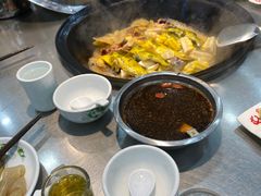 -屯老二农家铁锅炖·行业领军者(梅江店)
