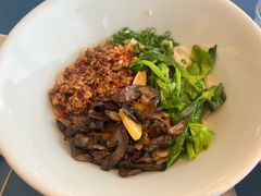 -一坐一忘云南菜(嘉里中心店)