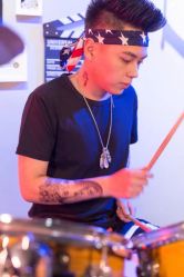 -吉映像婚纱礼服摄影工作室