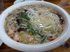 酸汤肥牛-无招牌