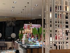 -松咖啡自助餐厅·松北香格里拉