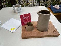 -彳亍咖啡·这里(水湾路店)