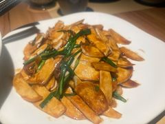 小炒茭白-荣小馆(杭州大厦店)