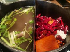 草本鸳鸯锅-盡膳口福跷脚牛肉火锅(晶耀前滩店)