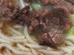 牛肉兜汤粉-溪畔老牌永定牛肉小吃(兴发大厦店)