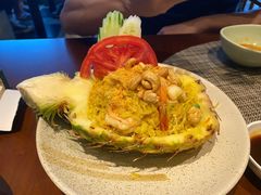 菠萝海鲜炒饭-mango tree芒果树泰国餐厅(青岛万象城店)