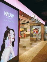 -WOW COLOUR