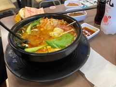 -灵芝妹子海鲜米线(香炉礁山姆店)