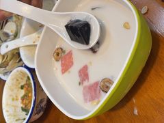 -老何家后安粉·糟粕醋海鲜火锅(三亚湾椰梦长廊店)
