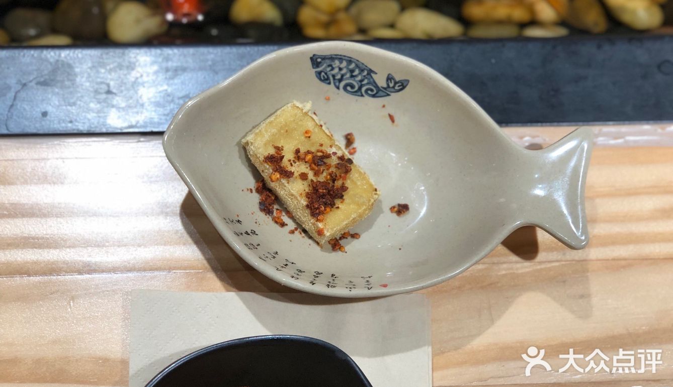 大口吃鱼🐡快乐嗦粉🍜