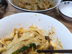 -黎一碗大碗手工面(城市立方店)