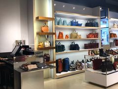 -Longchamp(佛罗伦萨小镇奥特莱斯店)