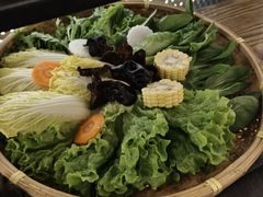 -尚尚仙·酸汤猪手·猪肚鸡火锅(华联万柳购物中心店)