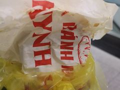 -Bánh Mì Huynh Hoa