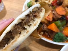 肉夹馍（肥瘦）-中原一大碗(湖滨店)