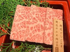 -山川小町·极番烧肉(新地假日广场店)
