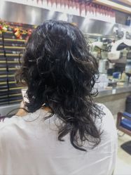 -阿兵荣辉美容理发有限公司