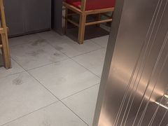 -蛙小侠(柳州万象城店)