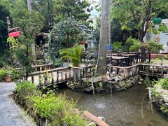 -花溪雨·森林餐厅(石基店)