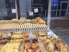 -焙丽拾光(麦凯乐直营店)