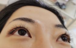 -初瞳专营美睫美甲