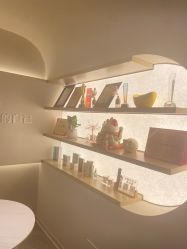 -芮娜皮肤管理·SPA中心