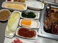 -海底捞火锅(金山百联店)