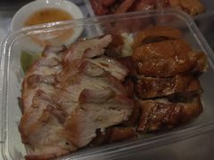 烧鹅拼叉烧饭-吾家香港烧腊专门店