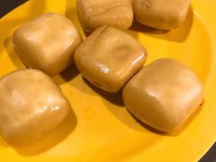 -东海岸人工湖美食村