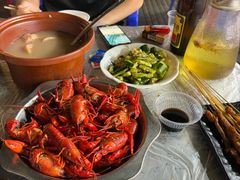 -老街烧烤大排档·地道湖北菜·龙虾馆(汉口火车站店)