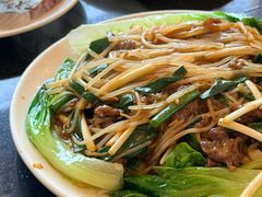 湿炒牛河-正能量脆肉鲩火锅
