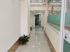 -美联众合动物医院·内科·皮肤科·外科(古城分院)