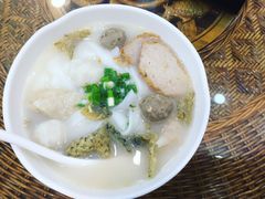 -正宗潮州鱼蛋粉(长寿西路店)