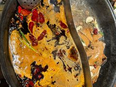 -周小明火锅(黑金冠社区店)