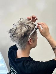 点击看大图 -BUTY HAIR 比帝专业烫染店