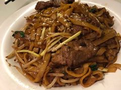 -新大咀港式茶餐厅(宝山万达店)