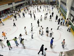 -正佳冰河湾真冰滑冰场