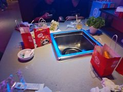 -海底捞火锅(珠影星光城夜宵主题店)