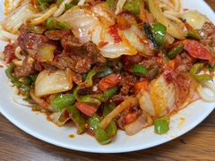 过油肉拌面-明记汤揪片子炒面(红山市场特色美食街店)