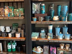 零售区-星巴克(南通海安文峰大世界店)